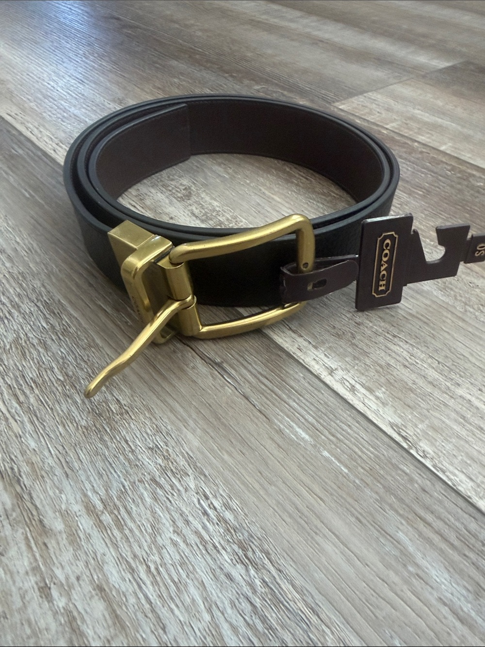 Reversible Black/Brown Leather Belt with Gold Buckle (OS) - Picture 1 of 2